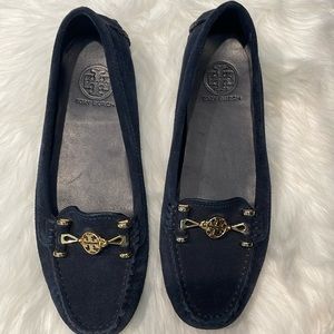 Tory Burch Black suede loafer excellent condition worn 2 times